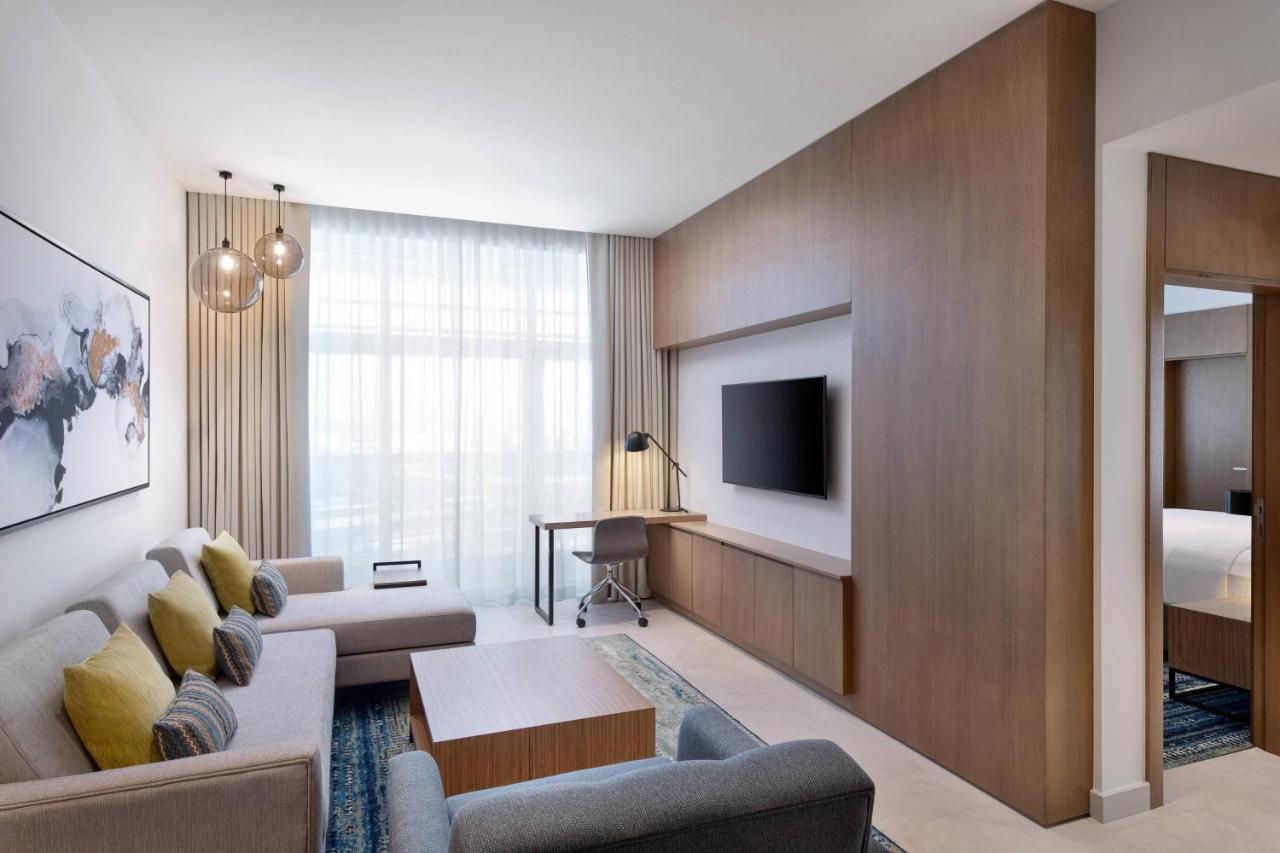 Residence Inn By Marriott Al Jaddaf Dubai Eksteriør bilde